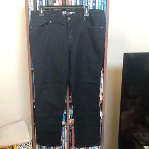 New York & Company Low Rise Skinny Cropped Jean Sz 12